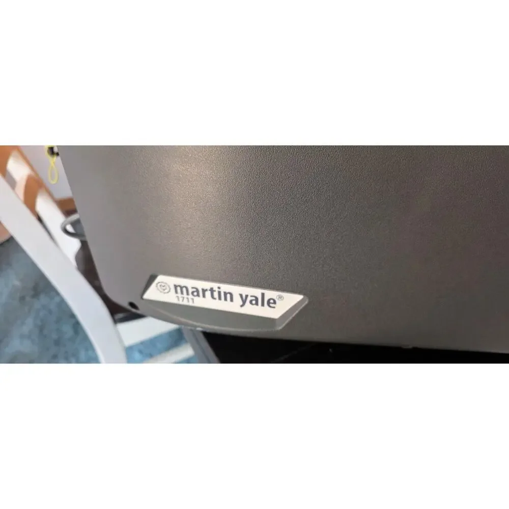 Martin Yale 1711 Ease-to-use Paper Folding Machine (PRE1711)